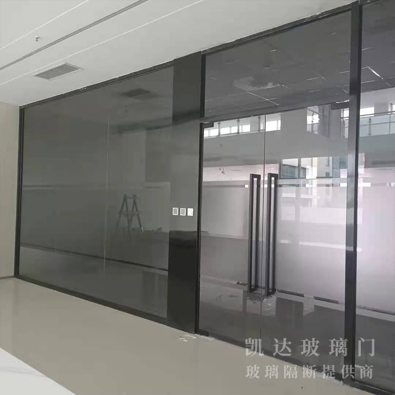 齊河新型材料交易中心，一樓大廳
